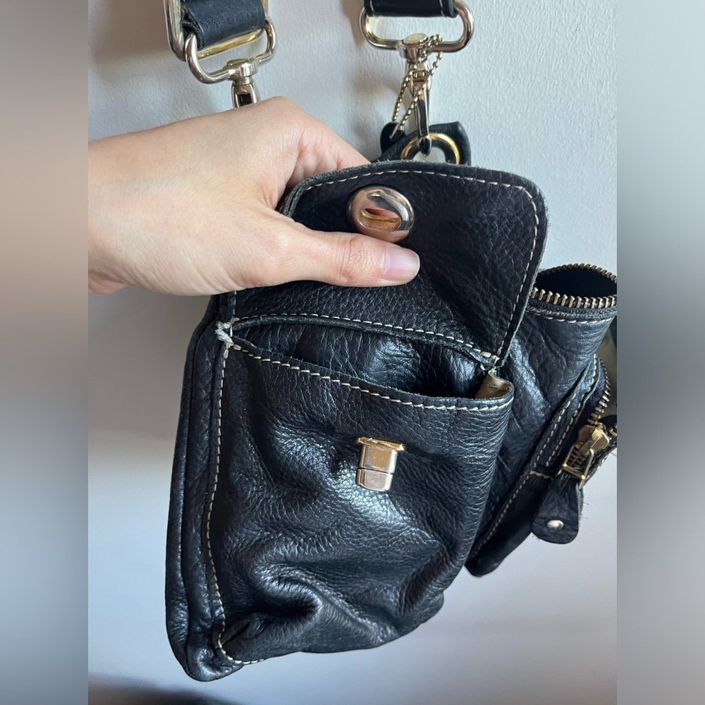 Roots Black Leather Crossbody Bag - Picture 5 of 9